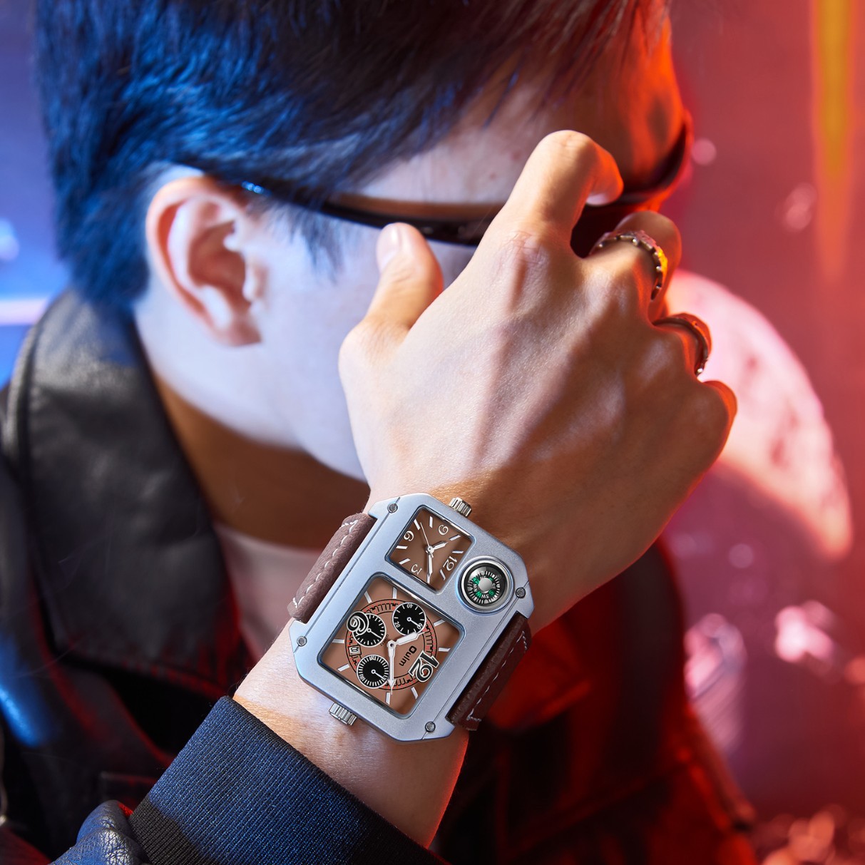 남성용 사각 시계, 나침반이 있는 듀얼 타임존 쿼츠 시 - Compass Watch Luxury 리뷰 및 가격