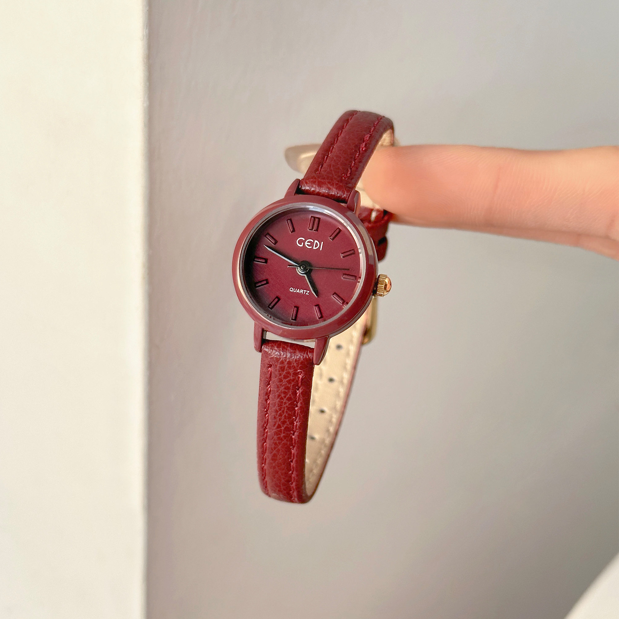 2026 신상 레드 시리즈 시계 명품 패션 브랜드 쿼츠 - Luxury Watch Level 리뷰 및 가격