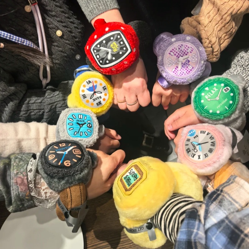 【재고 있음】정품 팝 선데이 릴렉스 플러시 워치 블라인 - Luxury Watch Holder 리뷰 및 가격