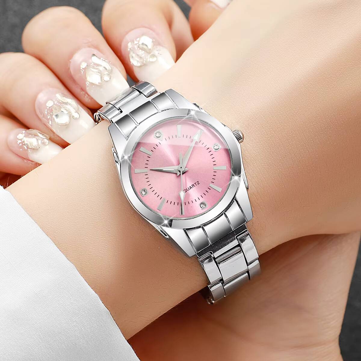 럭셔리 라인스톤 여성 시계 캐주얼 쿼츠 손목 시계 여성 - Luxury Watch Holder 리뷰 및 가격